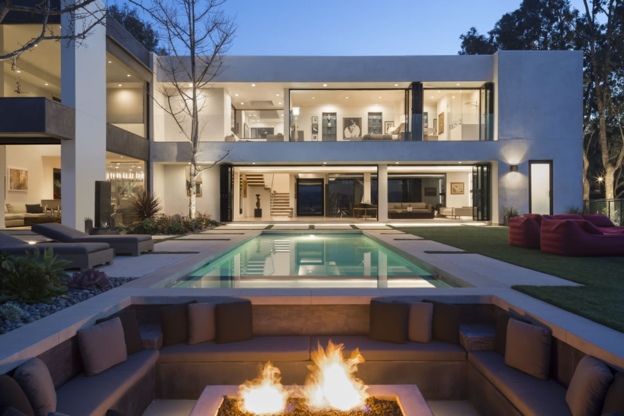 Los Angeles Pool Builders and Pool Designer