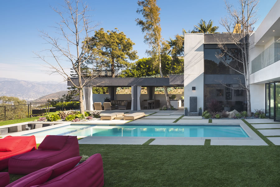 Los Angeles Pool Builders and Pool Designer