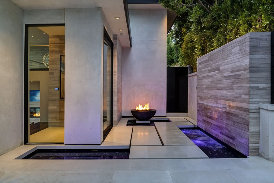 Los Angeles Pool Builders and Pool Designer