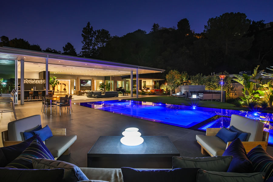 Los Angeles Pool Builders and Pool Designer